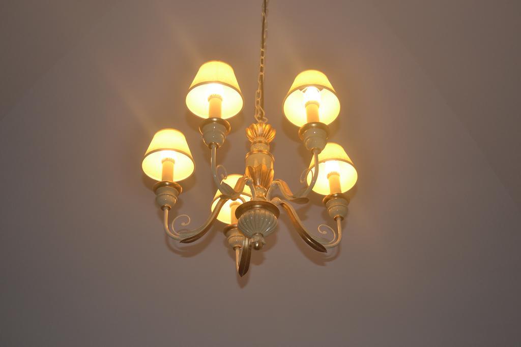Vintage Home Monopoli Room photo